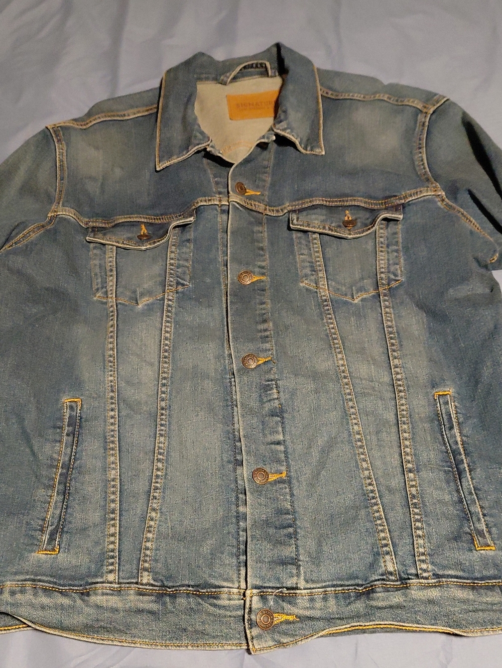 Signature Levi Strauss Blue Denim Jacket - Men's Casual Workwear